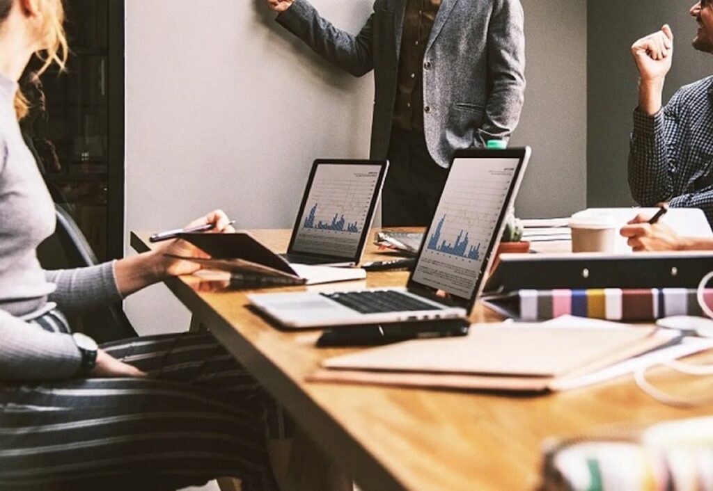 Sales Force Program | People and Culture